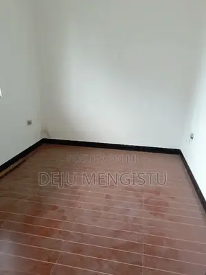 6bdrm House in ሰባ ሁለት, Bole for sale