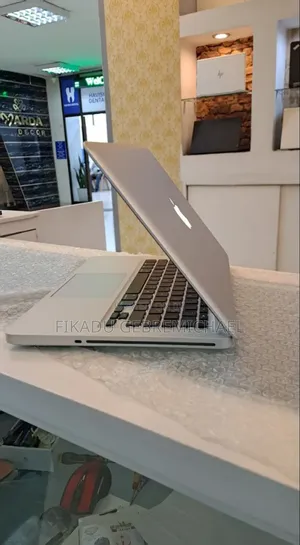 New Laptop Apple MacBook 2011 16GB Intel Core I5 SSD 256GB