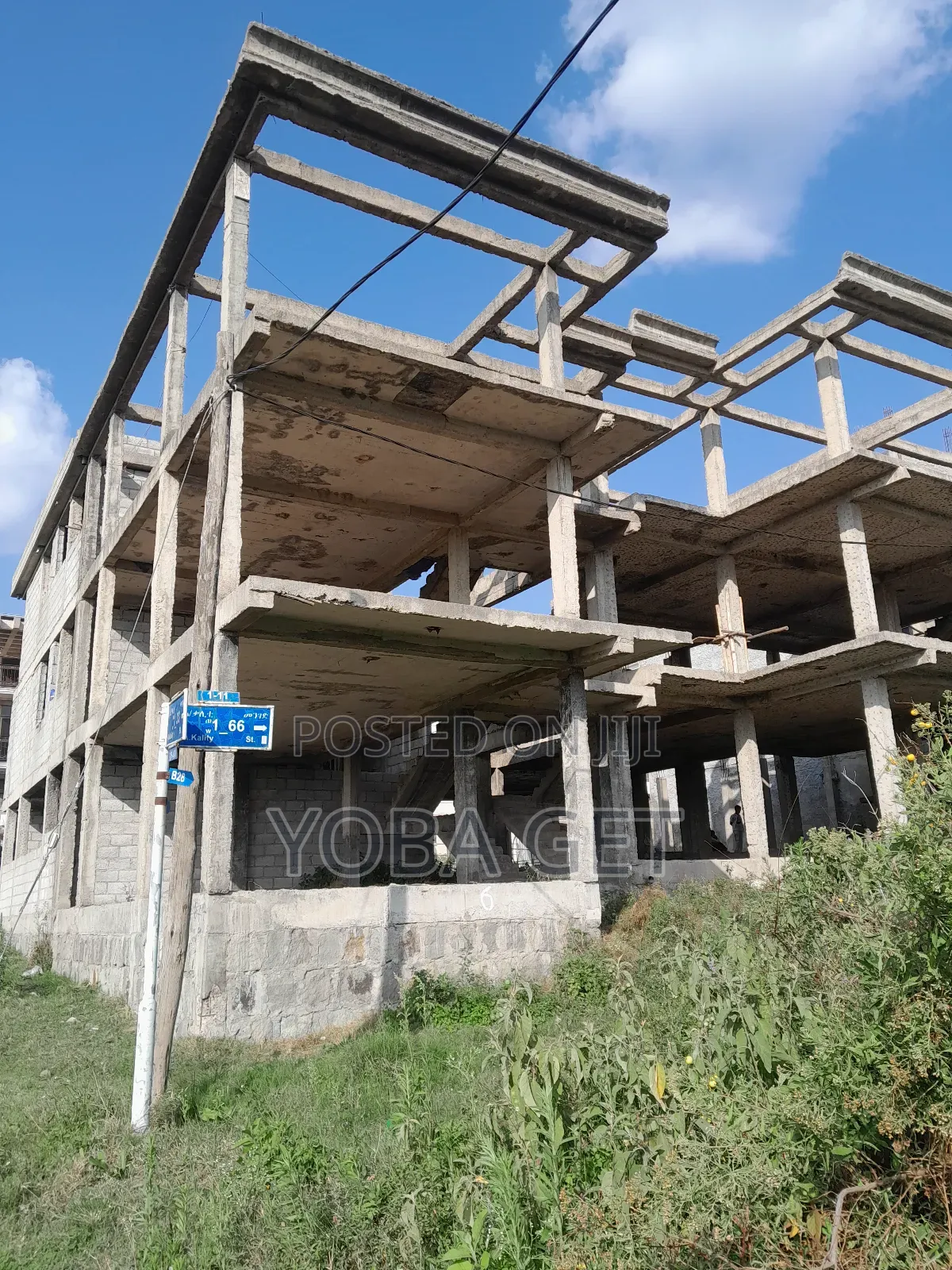 5bdrm House in አስካይ የሚሸጥ እስኬለተን, Akaky Kaliti for sale