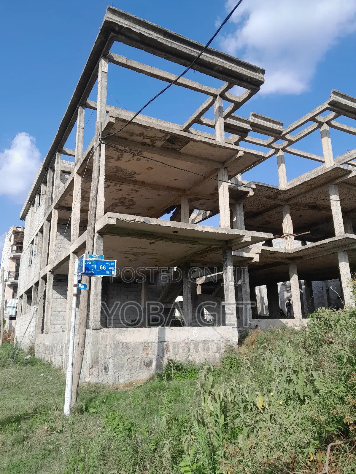 5bdrm House in አስካይ የሚሸጥ እስኬለተን, Akaky Kaliti for sale