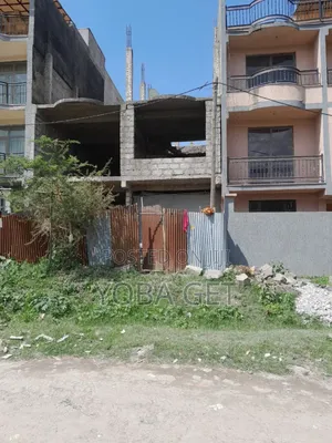 4bdrm House in Akaky Kaliti for sale