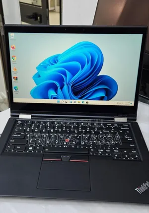Photo - New Laptop Lenovo ThinkPad Yoga 16GB Intel Core I7 SSD 512GB