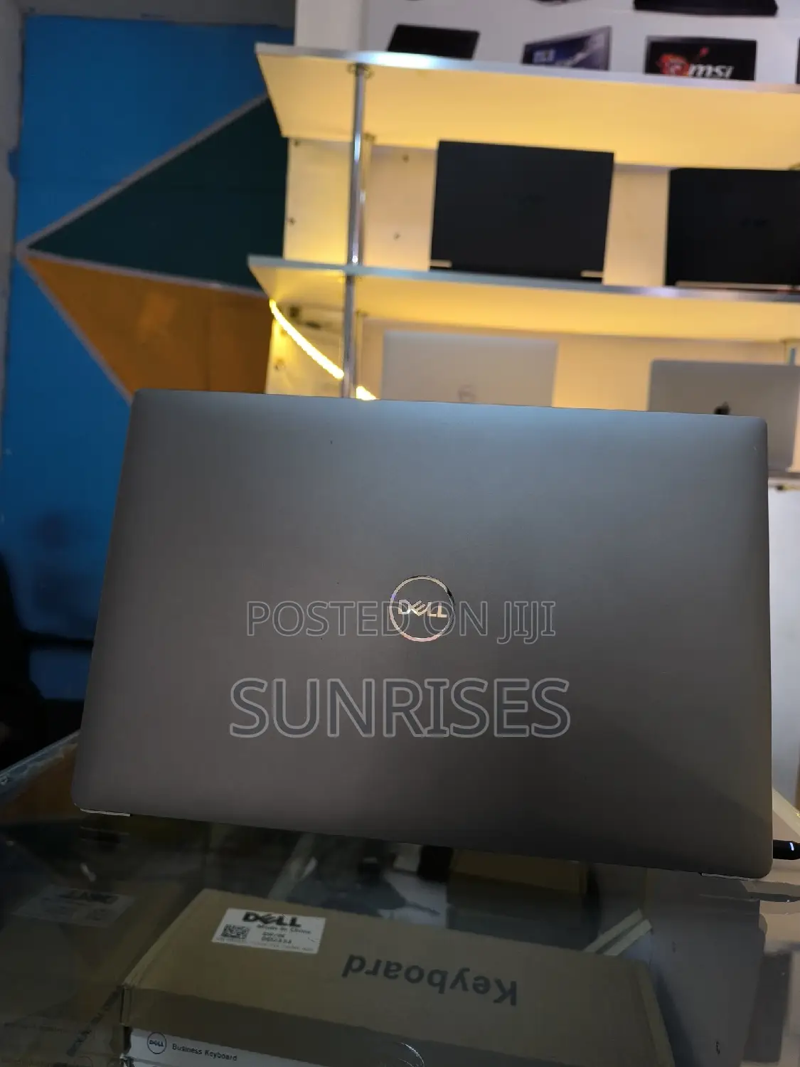 New Laptop Dell Precision 5550 16GB Intel Core I9 SSD 512GB