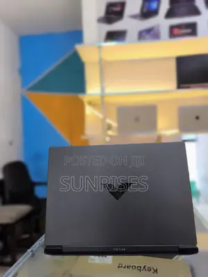 New Laptop HP Victus 16 16GB AMD Ryzen 5 SSD 512GB