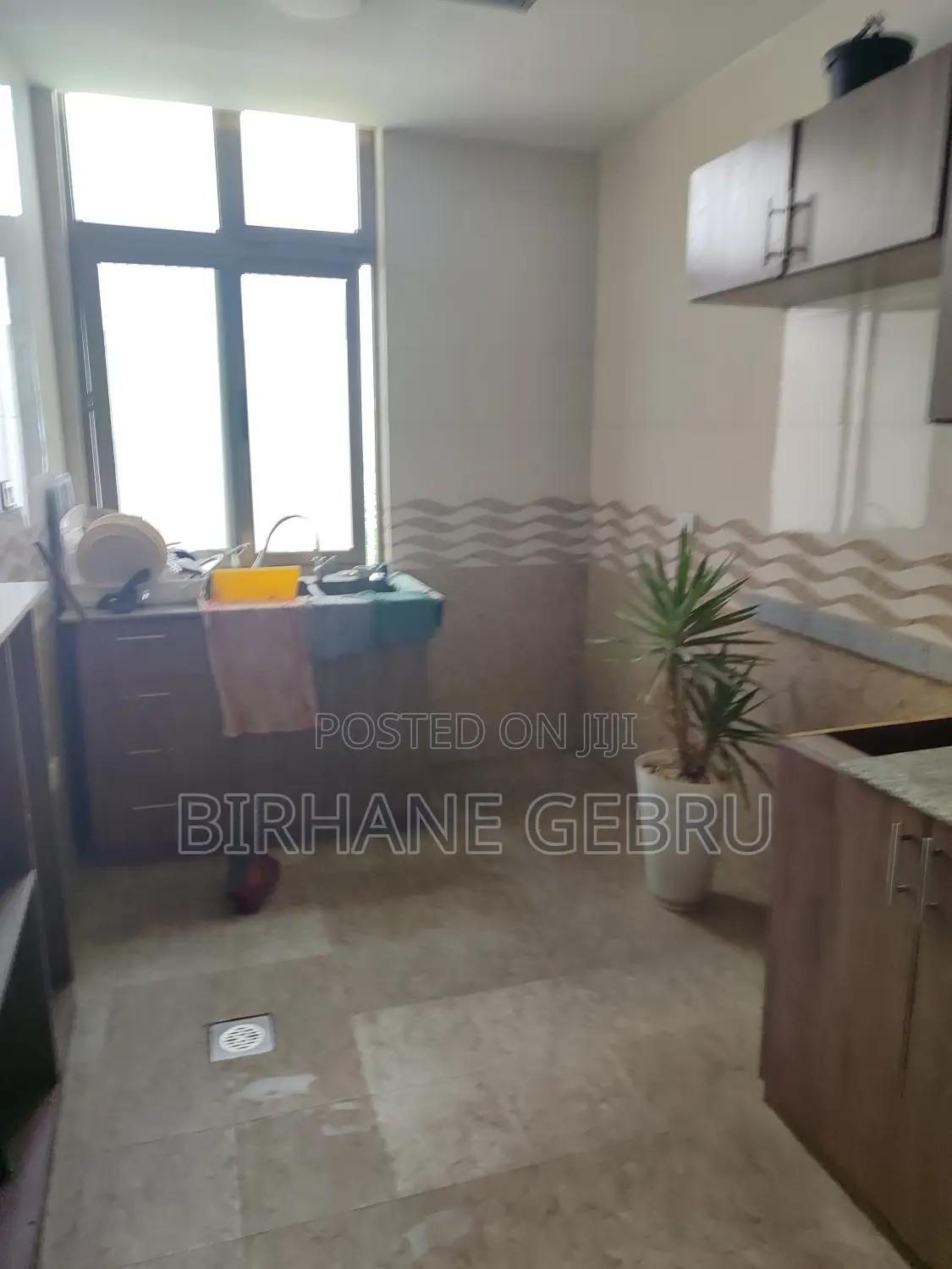 4 Bedroom Luxury Apartiment Fernished Guest House Rent