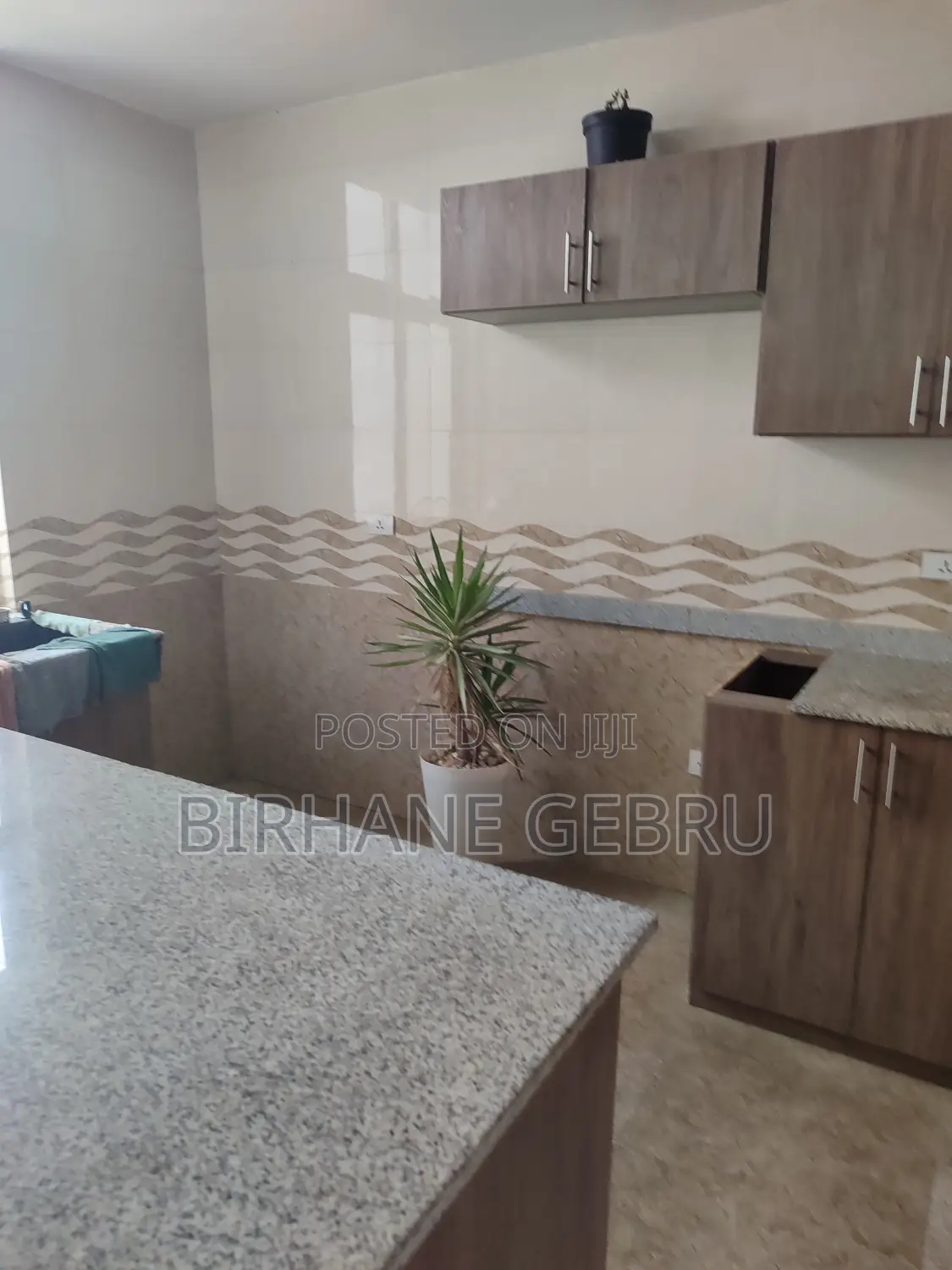 4 Bedroom Luxury Apartiment Fernished Guest House Rent