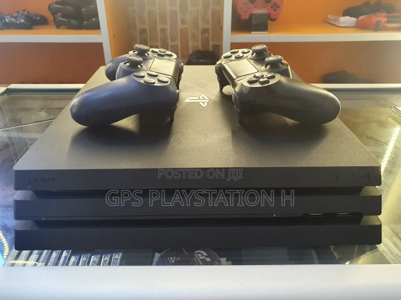 Ps 4 Pro Model
