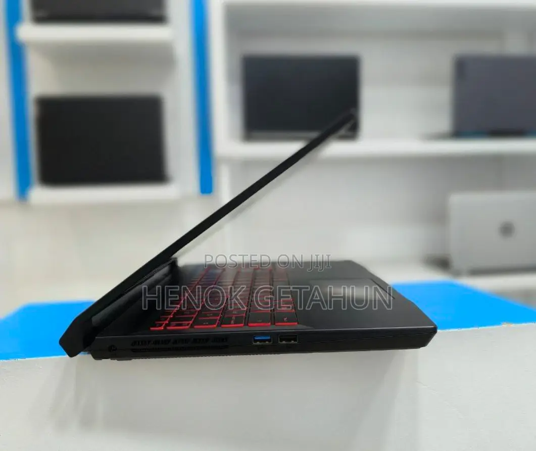 New Laptop MSI GF63 16GB Intel Core I7 SSD 512GB