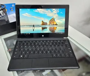 New Laptop Microsoft Surface 2GB Intel Core 2 Quad SSD 32GB