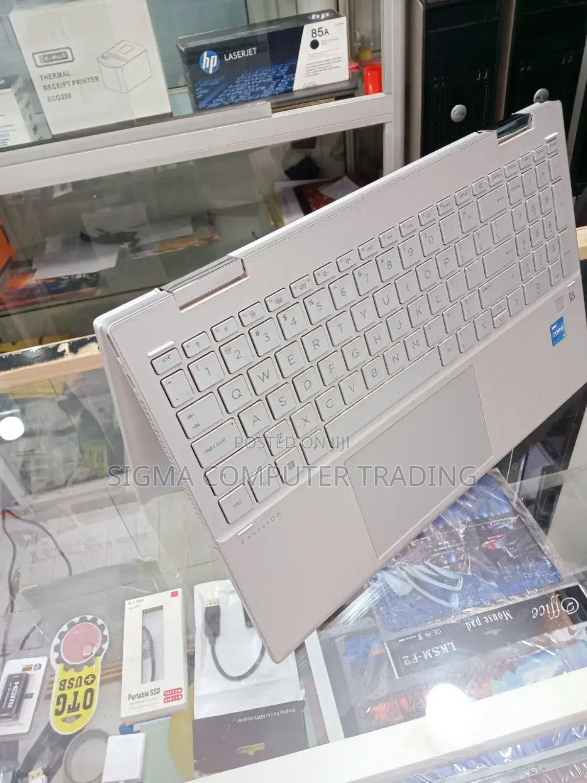 New Laptop HP Pavilion 15 8GB Intel Core I5 SSD 512GB