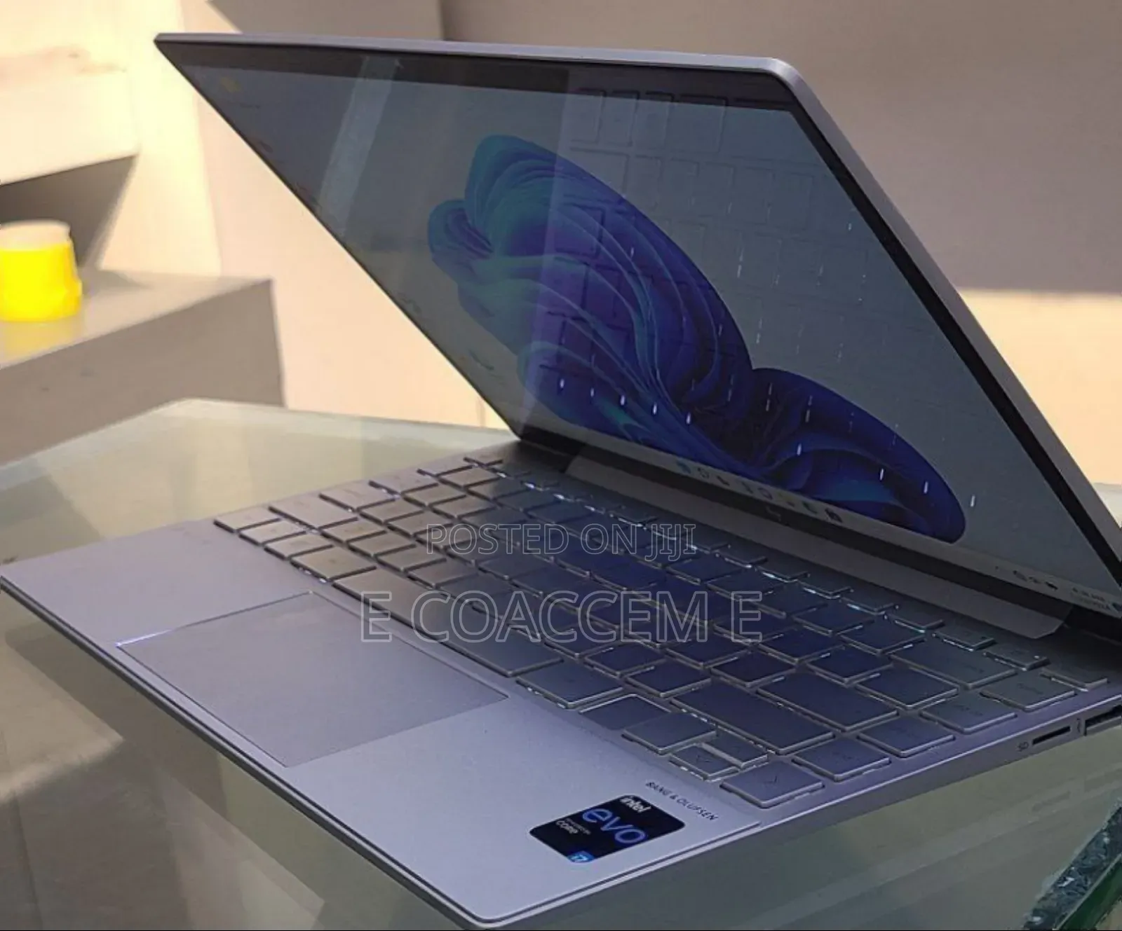 New Laptop HP Envy X360 8GB Intel Core I7 SSD 512GB