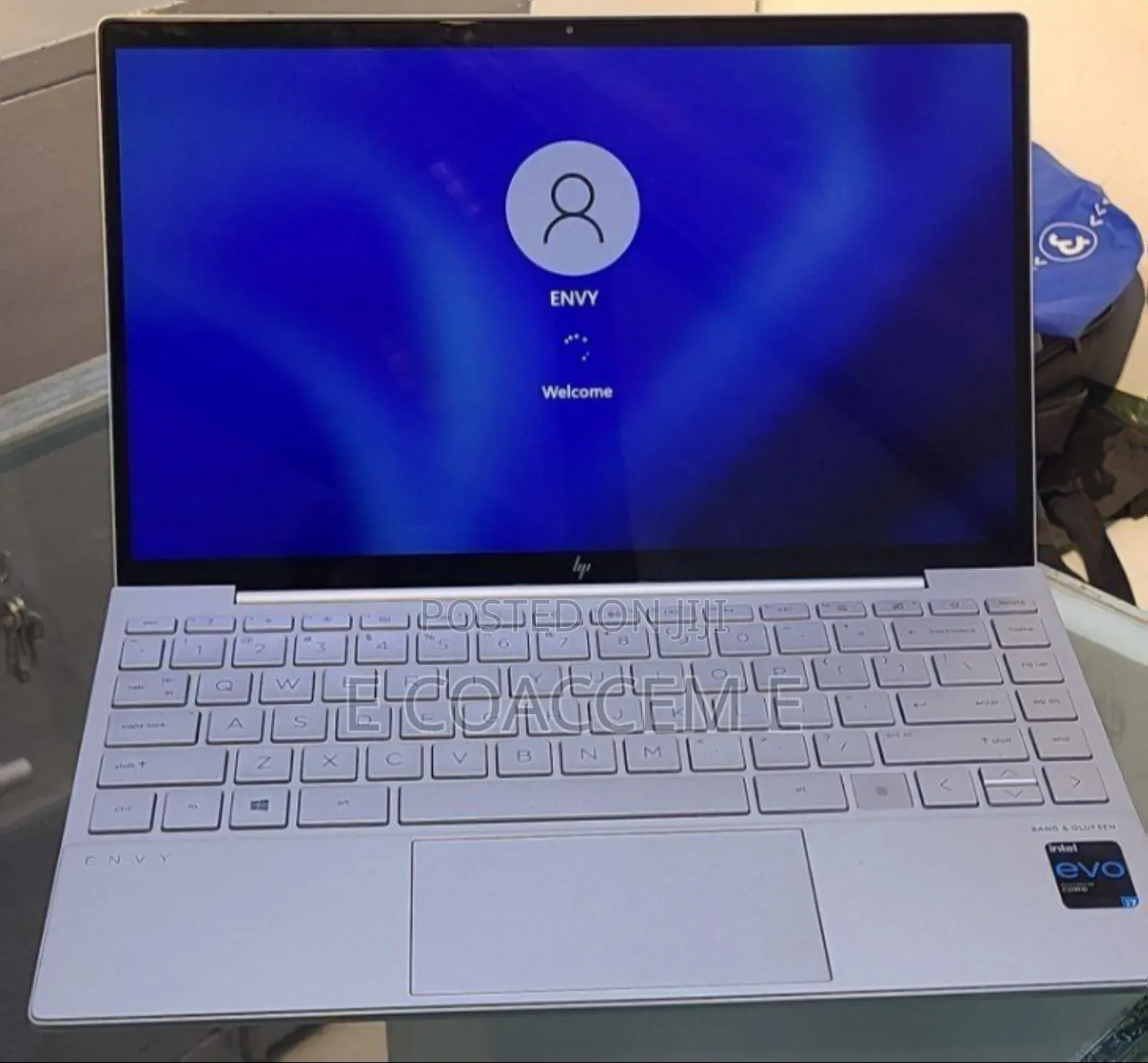 New Laptop HP Envy X360 8GB Intel Core I7 SSD 512GB