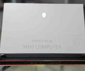 New Laptop Alienware M17x R2 16GB Intel Core I7 SSD 1T