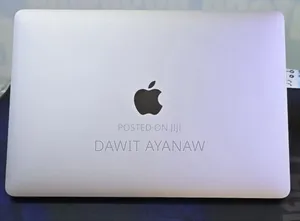 Photo - New Laptop Apple MacBook Pro 2020 16GB Intel Core I7 SSD 512GB