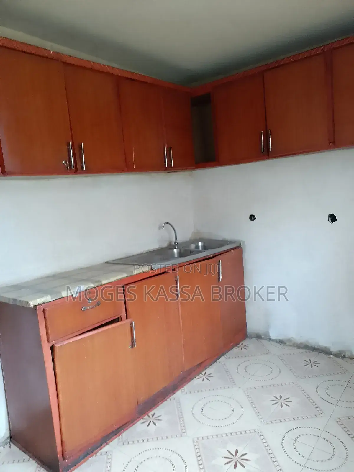 2bdrm Condo in የሚሸጥ ኮንዶምንየም, Yeka for sale