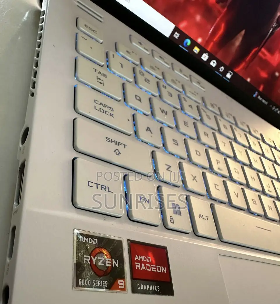 New Laptop Asus ROG Zephyrus G14 16GB AMD Ryzen 9 SSD 512GB