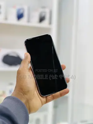 Apple iPhone 11 64 GB Purple