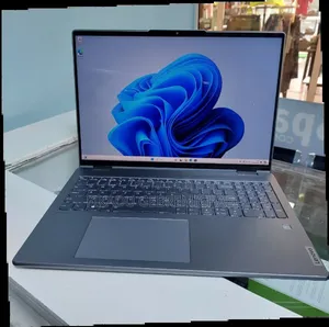 Photo - New Laptop Lenovo ThinkPad Yoga 16GB Intel Core I5 SSD 512GB
