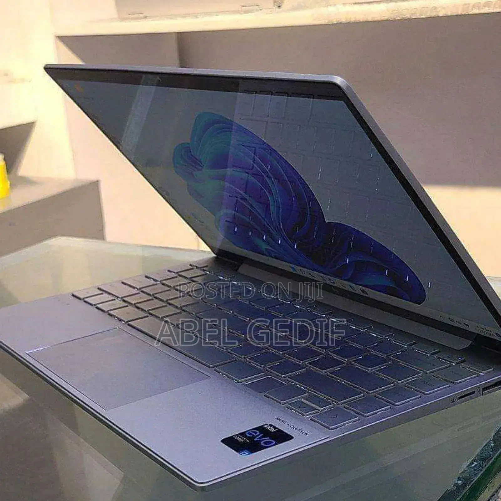 New Laptop HP Envy 13 8GB Intel Core I7 SSD 512GB