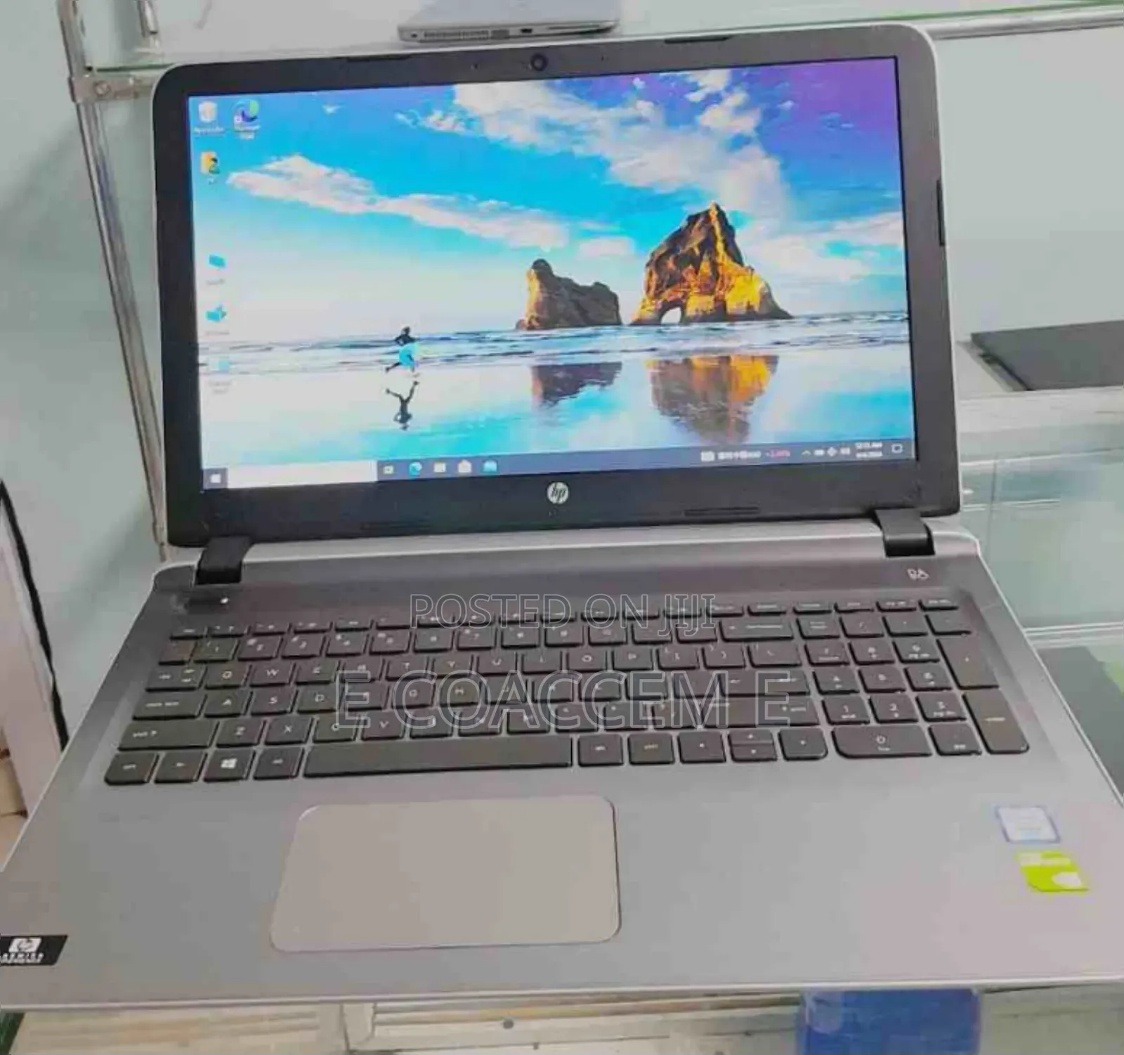 New Laptop HP Envy X360 8GB Intel Core I7 SSD 512GB