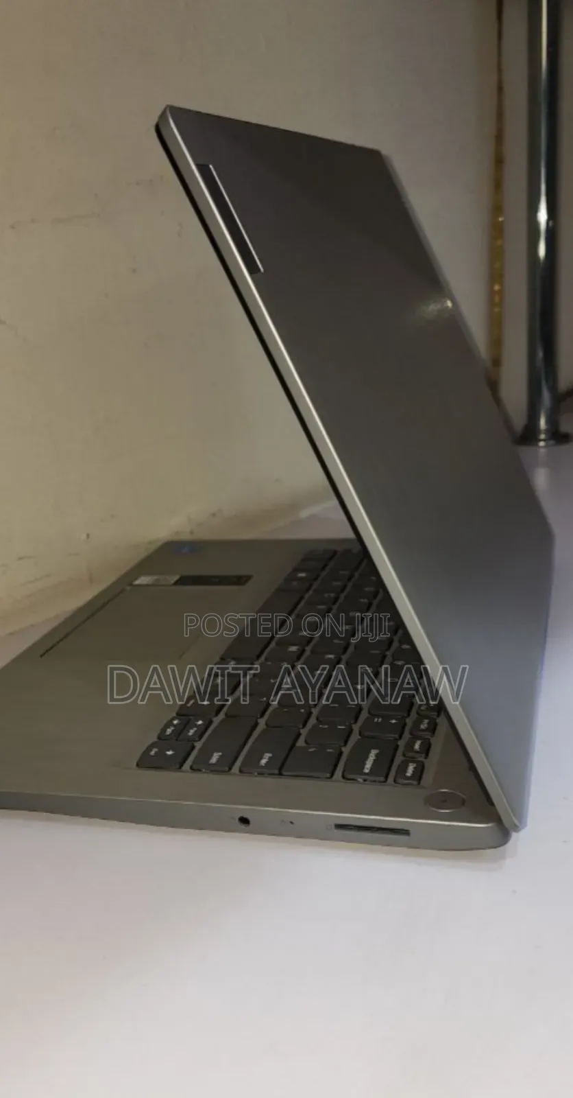 New Laptop Lenovo Ideapad 3 8GB Intel Core I3 SSD 512GB