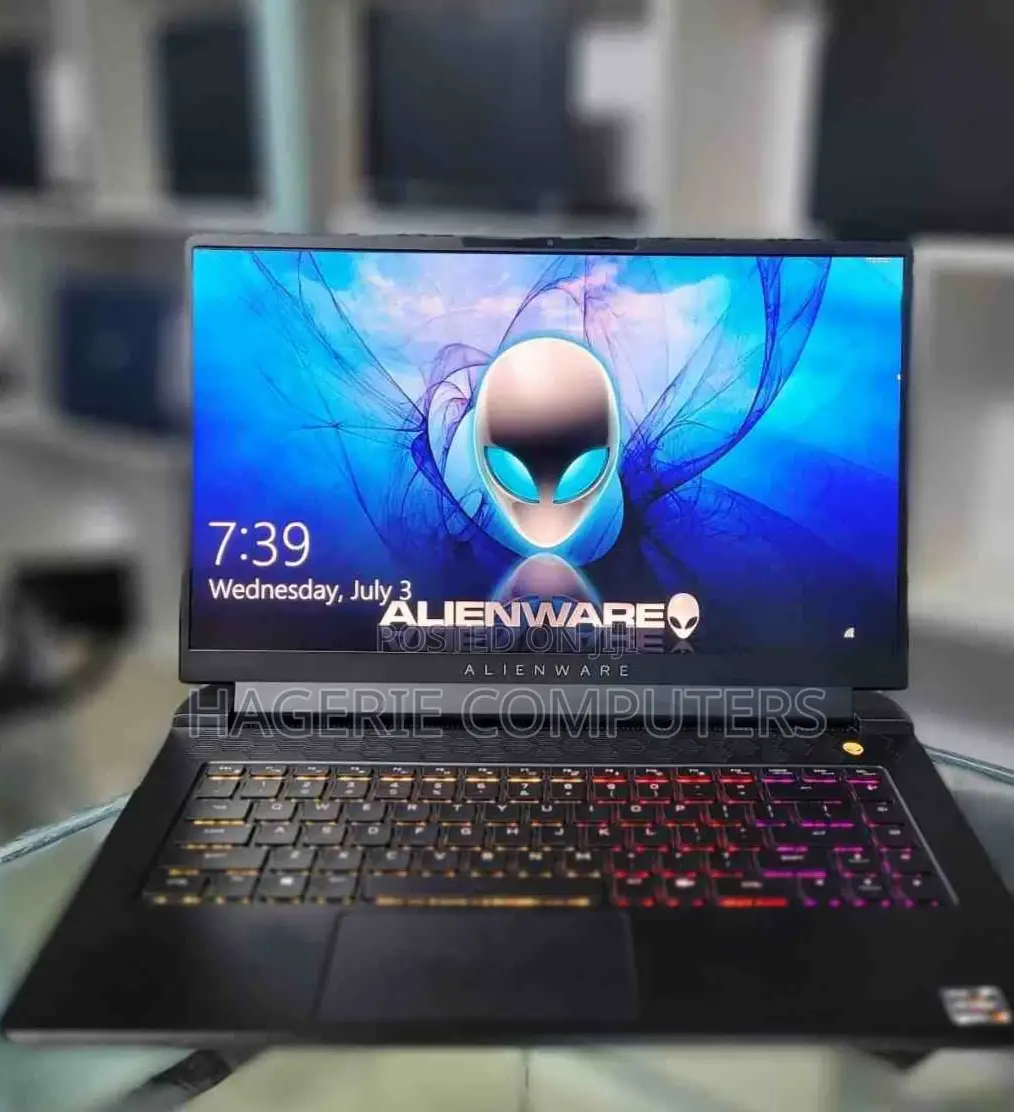New Laptop Alienware M17x R2 16GB AMD Ryzen 9 SSD 1T
