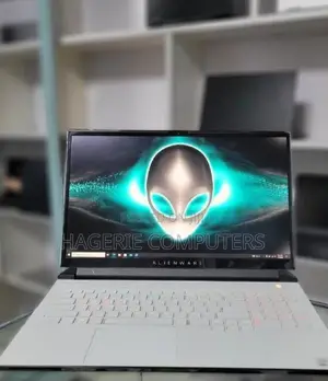 New Laptop Alienware M17x R2 16GB Intel Core I7 SSD 1T
