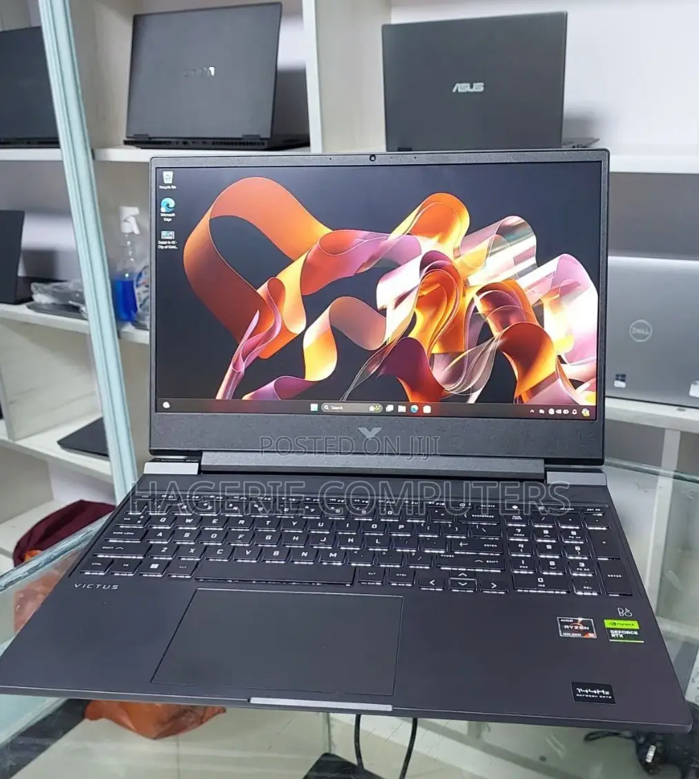 New Laptop HP Victus 15 8GB AMD Ryzen 5 SSD 512GB