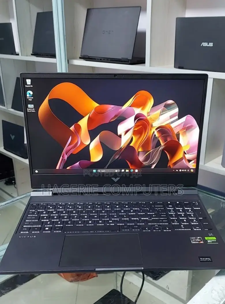 New Laptop HP Victus 15 8GB AMD Ryzen 5 SSD 512GB