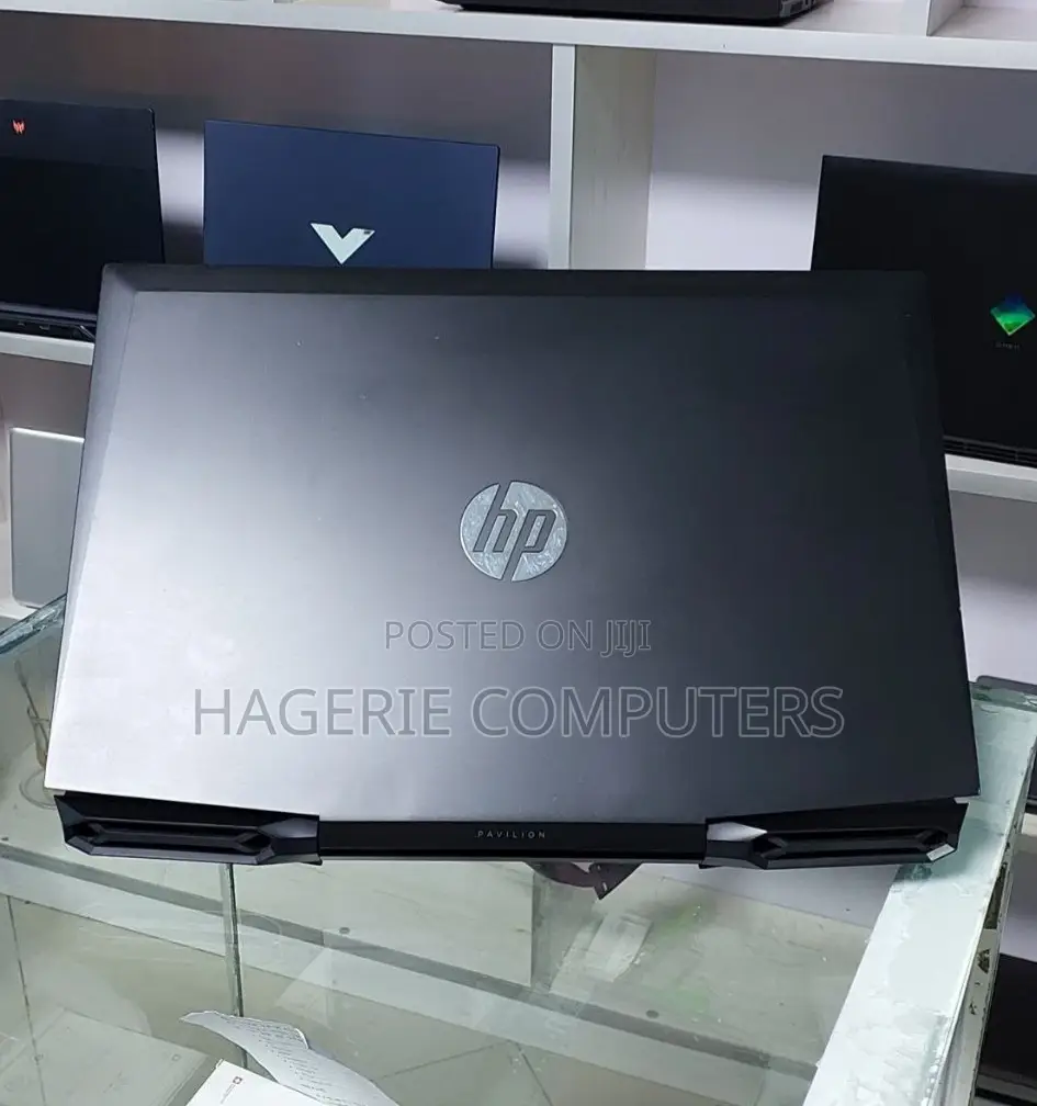 New Laptop HP Pavilion 10 16GB Intel Core I7 SSD 512GB