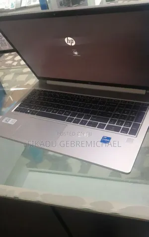 Photo - New Laptop HP ProBook 450 G9 16GB Intel Core I5 SSD 512GB