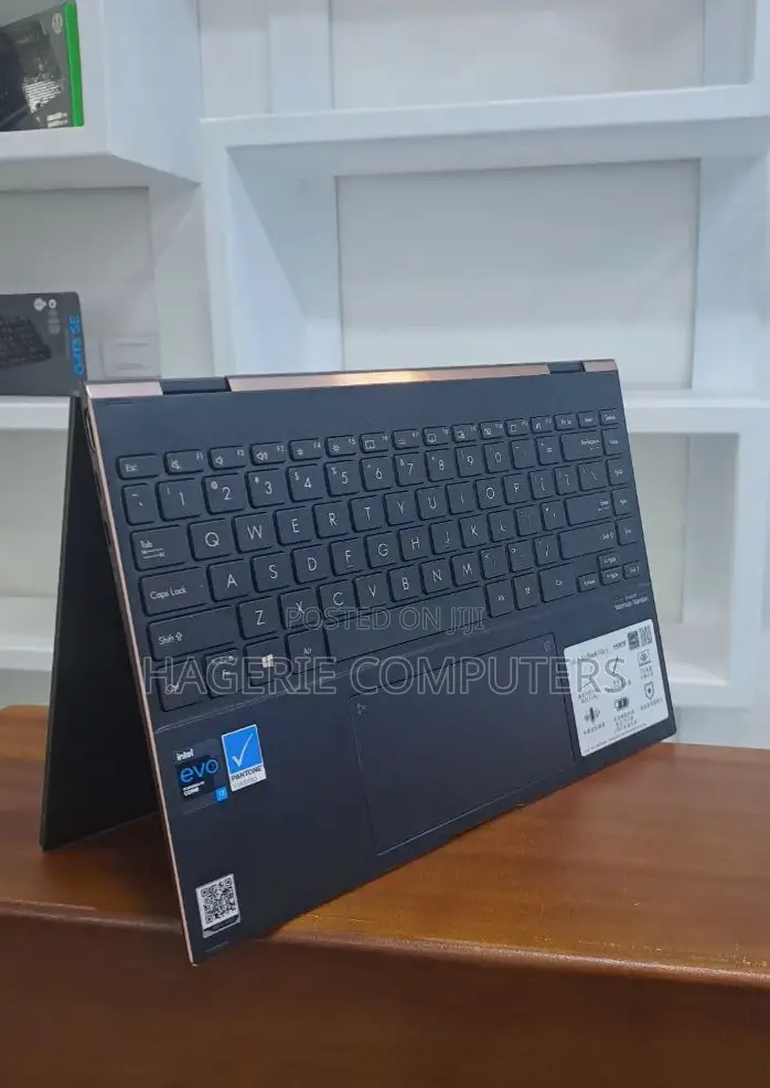 New Laptop Asus ZenBook Flip UX360UA 16GB Intel Core I7 SSD 1T