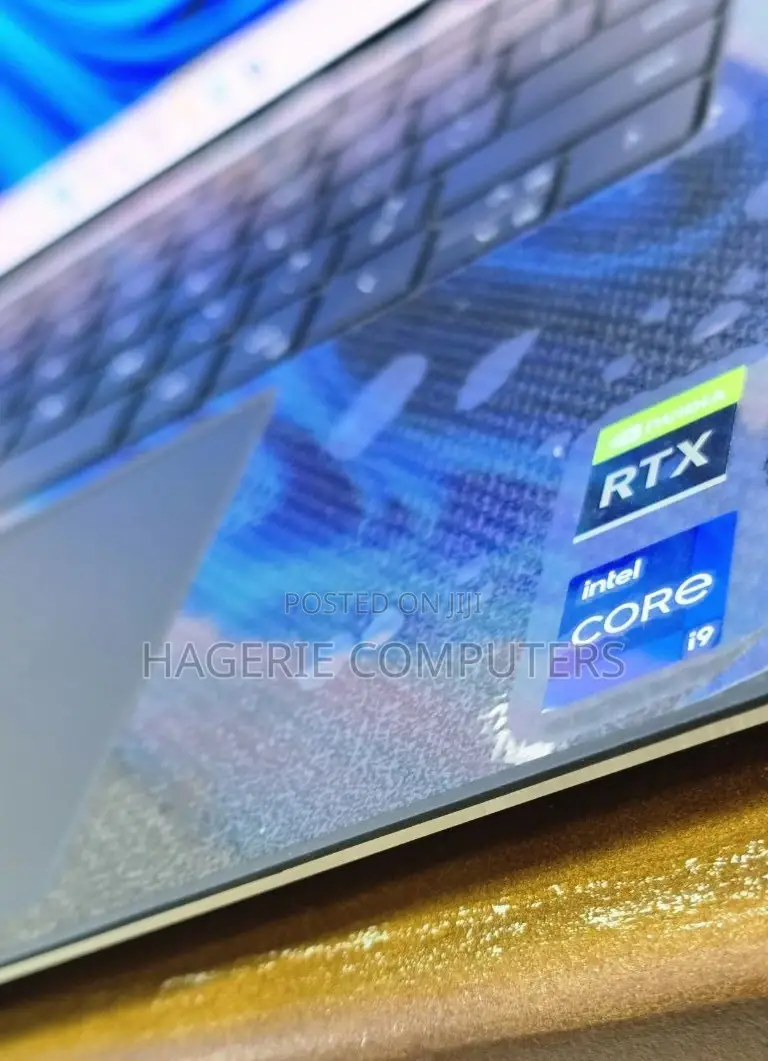 New Laptop Dell XPS 15 9510 32GB Intel Core I9 SSD 2T