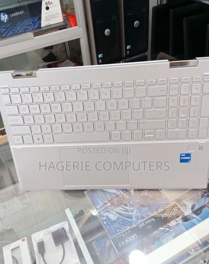 New Laptop HP Pavilion X360 8GB Intel Core I5 SSD 512GB