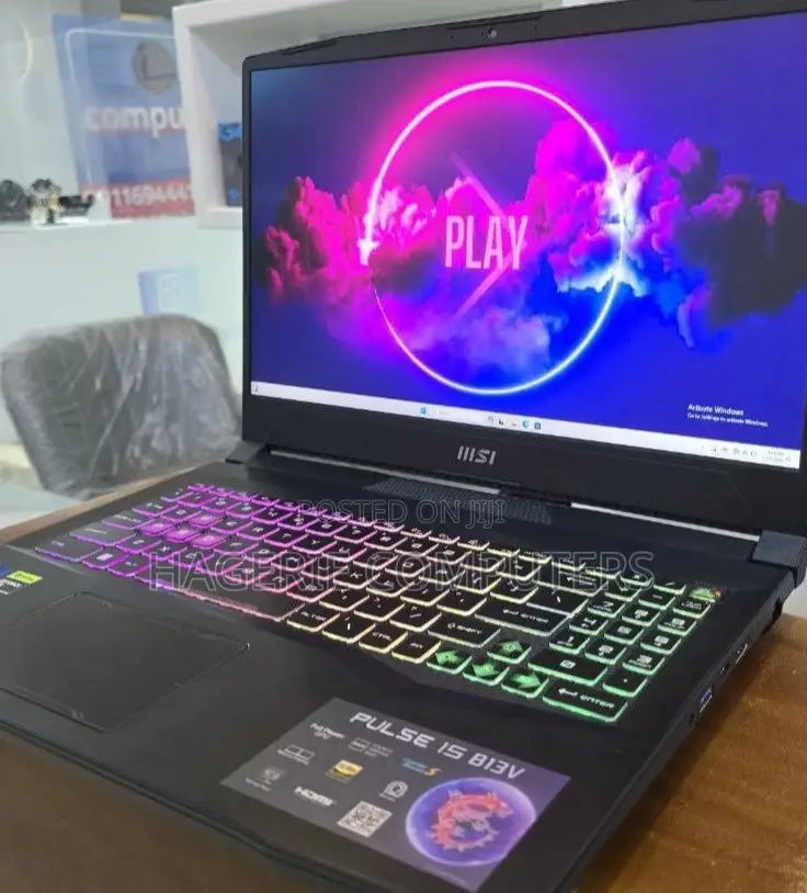 New Laptop MSI Pulse GL76 16GB Intel Core I7 SSD 1T
