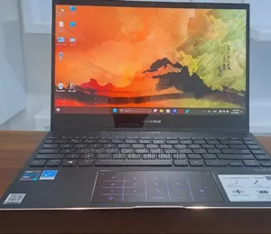 New Laptop Asus ZenBook Flip S UX370UA 16GB Intel Core I7 SSD 1T