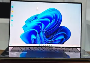 Photo - New Laptop Dell XPS 15 32GB Intel Core I9 SSD 2T