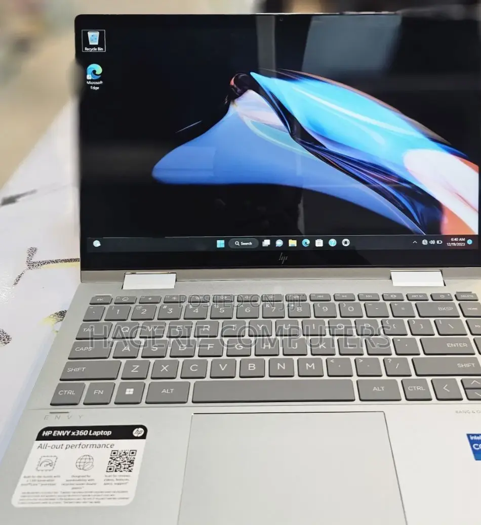 New Laptop HP Envy X360 13z 8GB Intel Core I5 SSD 512GB
