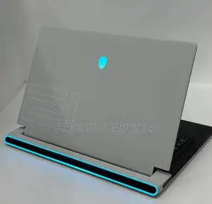 New Laptop Alienware Area-51m 32GB Intel Core I7 SSD 1T