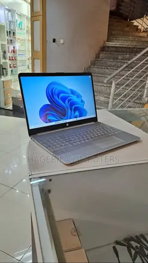 New Laptop HP Stream Notebook 8GB Intel Core I5 SSD 512GB