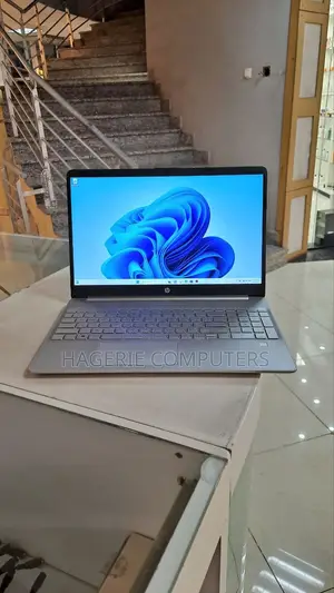 New Laptop HP Stream Notebook 8GB Intel Core I5 SSD 512GB