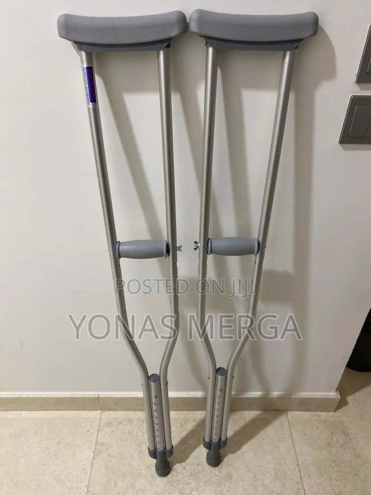 Auxiliary Crutches/Walking Stick/Crutch Foldable Cane○Cranch