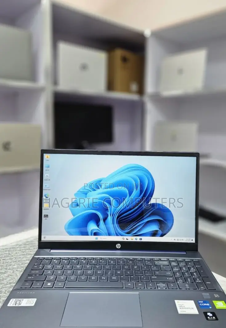 New Laptop HP Pavilion 14-Ce3064st 16GB Intel Core I5 SSD 512GB