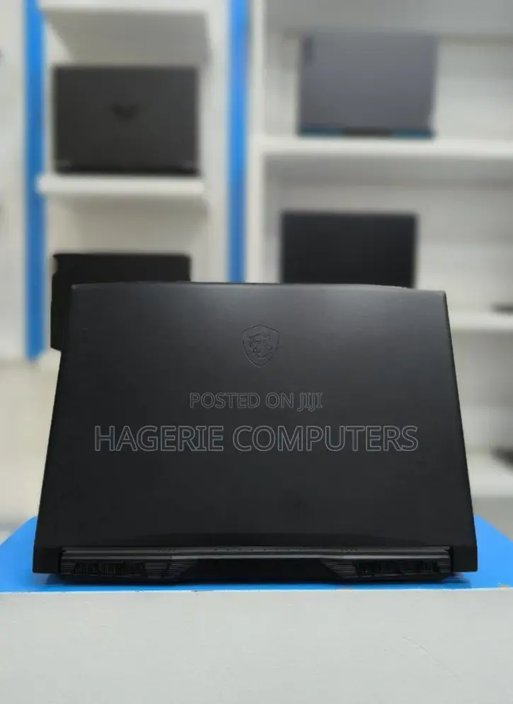 New Laptop MSI 16GB Intel Core I7 SSD 512GB