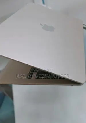 Photo - New Laptop Apple MacBook Air 2024 M3 13-Inch 8GB Apple M3 SSD 256GB