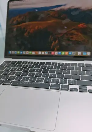 New Laptop Apple MacBook Air 2024 M3 13-Inch 8GB Apple M3 SSD 256GB