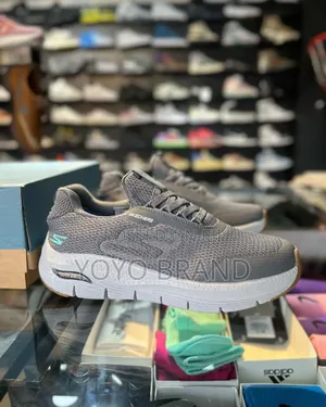 Sketchers Comfortable Fashion Shoes