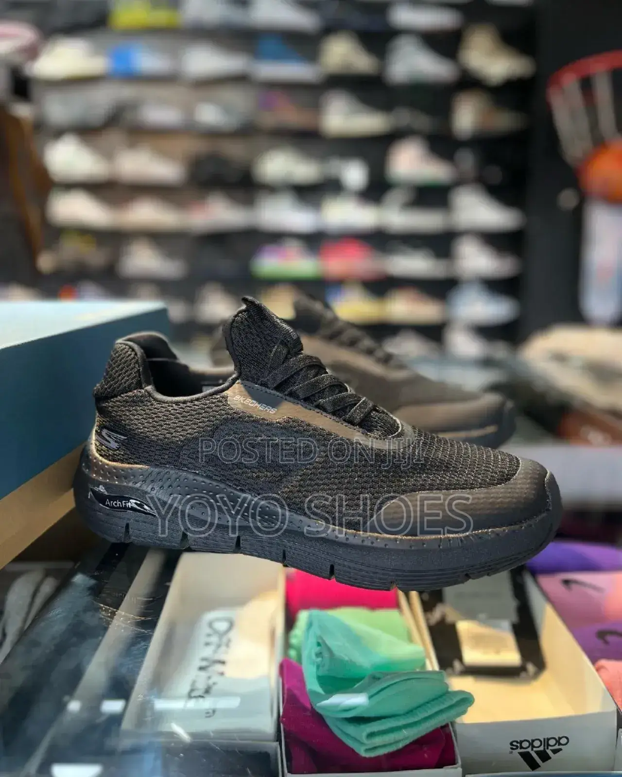 Sketchers Comfortable Fashion Shoes