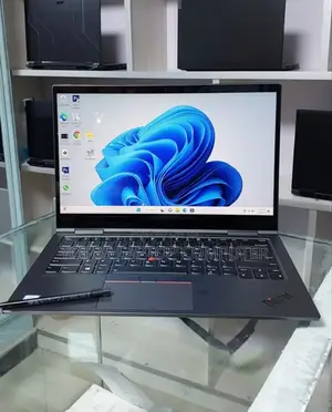 Photo - New Laptop Lenovo ThinkPad Yoga 16GB Intel Core I7 SSD 512GB