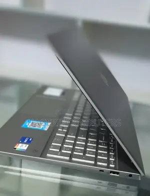 New Laptop HP 16GB Intel Core I5 SSD 512GB